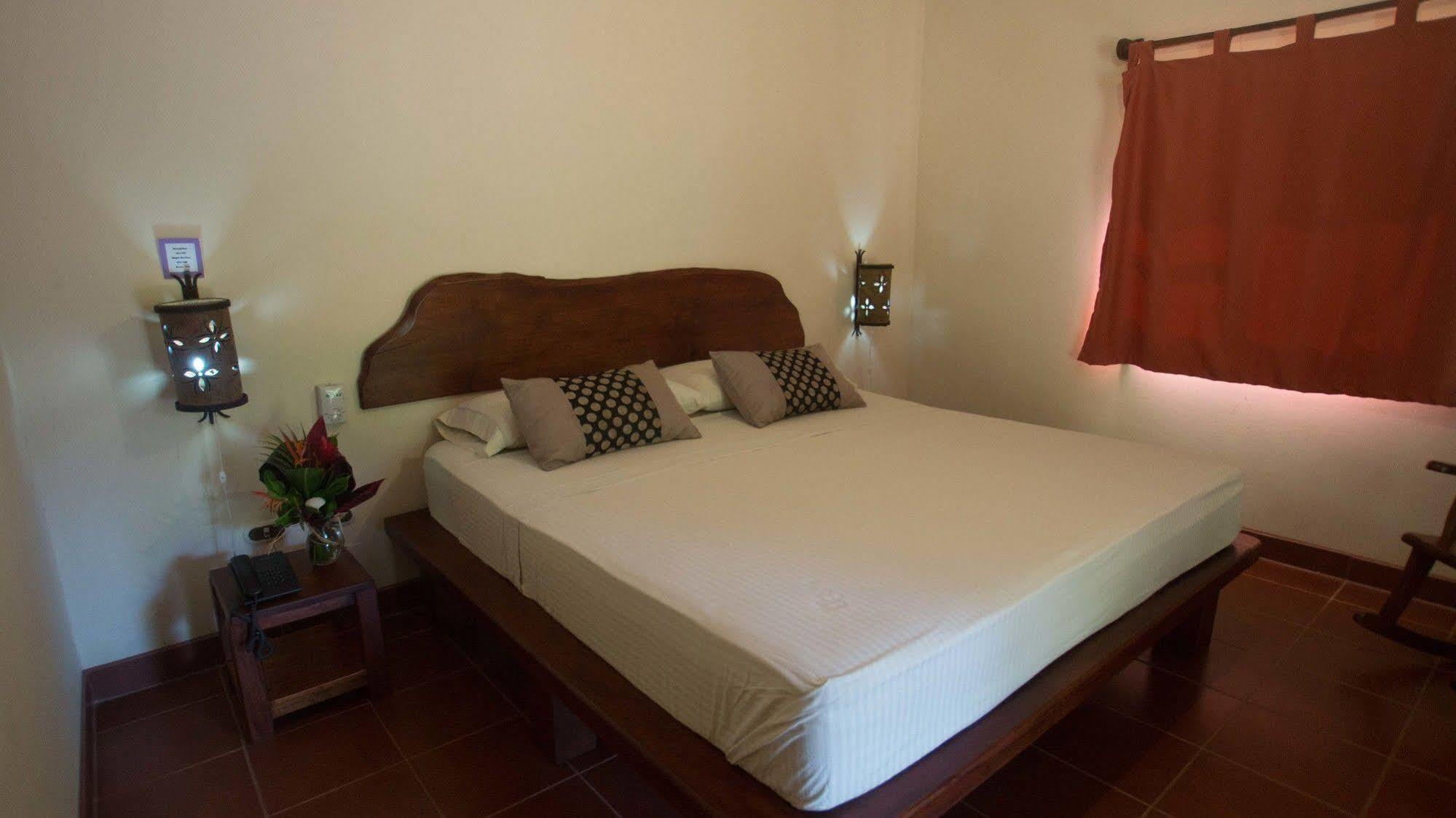 Aparthotel Mamma E Papa à Ojochal Extérieur photo