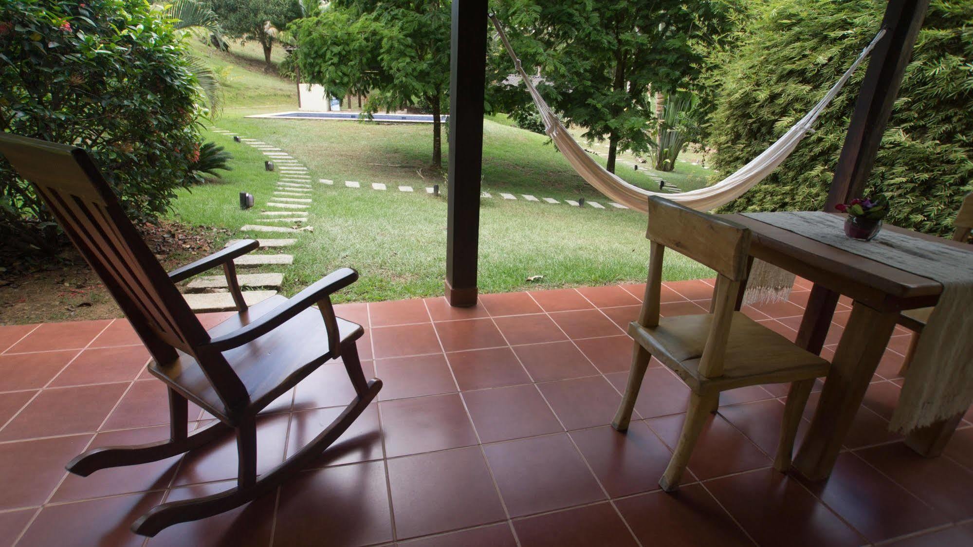 Aparthotel Mamma E Papa à Ojochal Extérieur photo